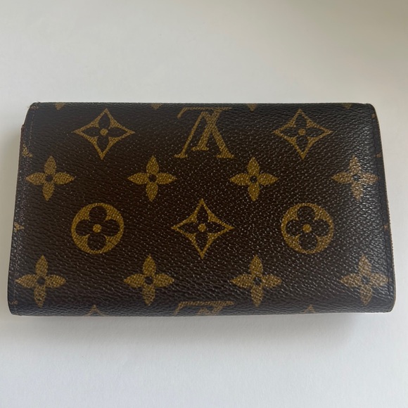 Louis Vuitton Coffre-fort Wallet - Picture 2 of 9